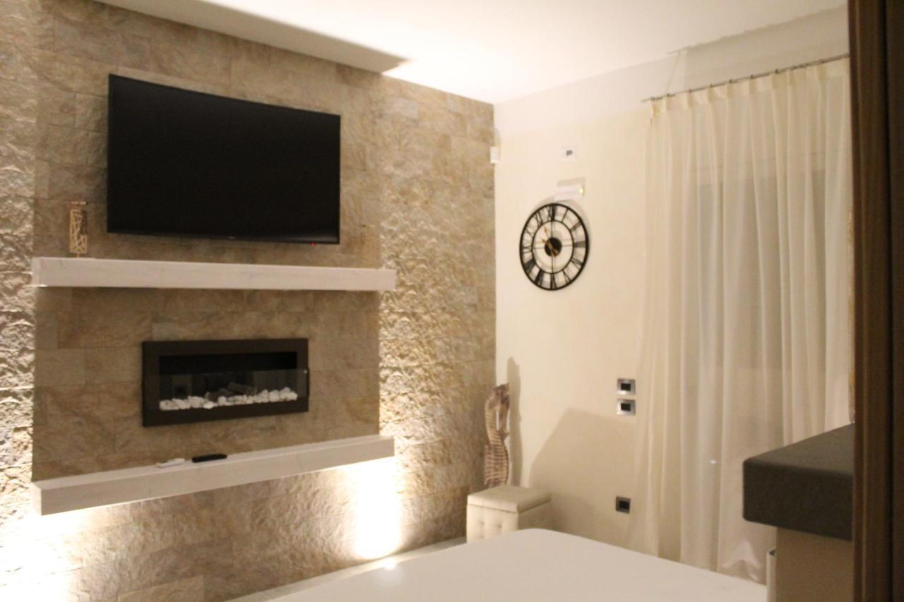 Double Room Balcony,1046903533:JPEG